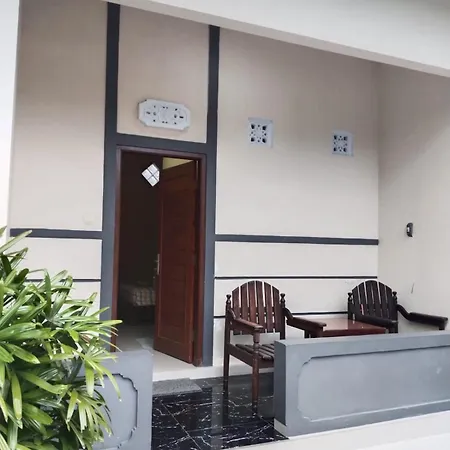 Hotel Lestari